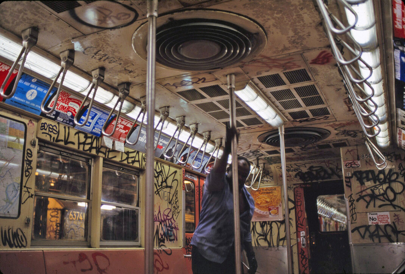 Illustration for article titled 37 Rare and Beautiful Images of the NYC Subway in the 1980s